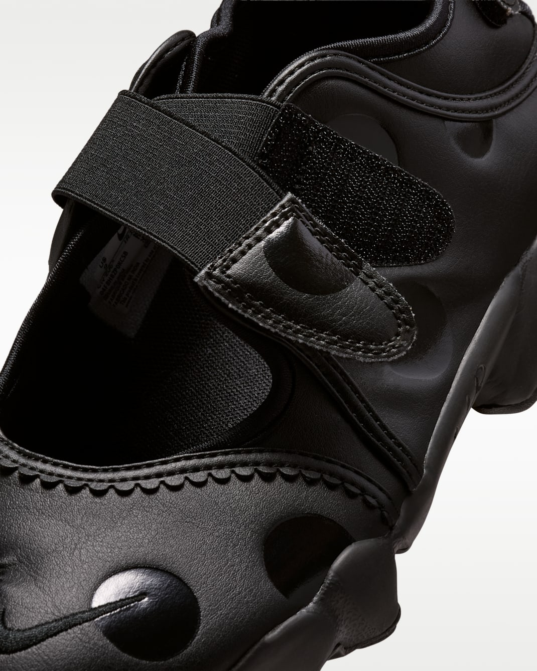 ナイキ エア リフト