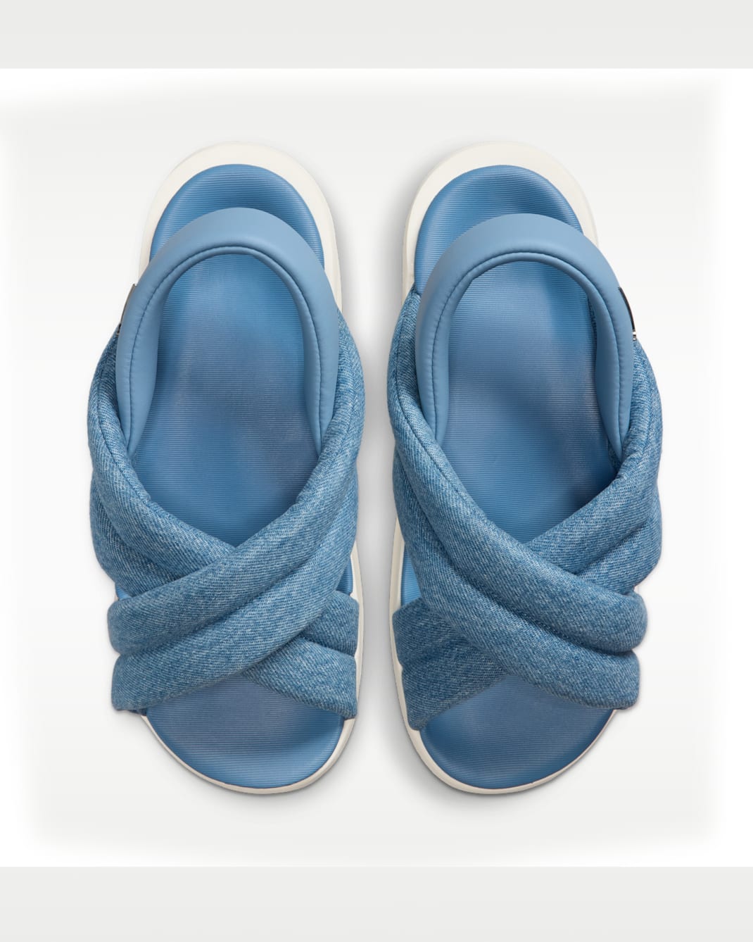 ナイキ エア マックス アイラ