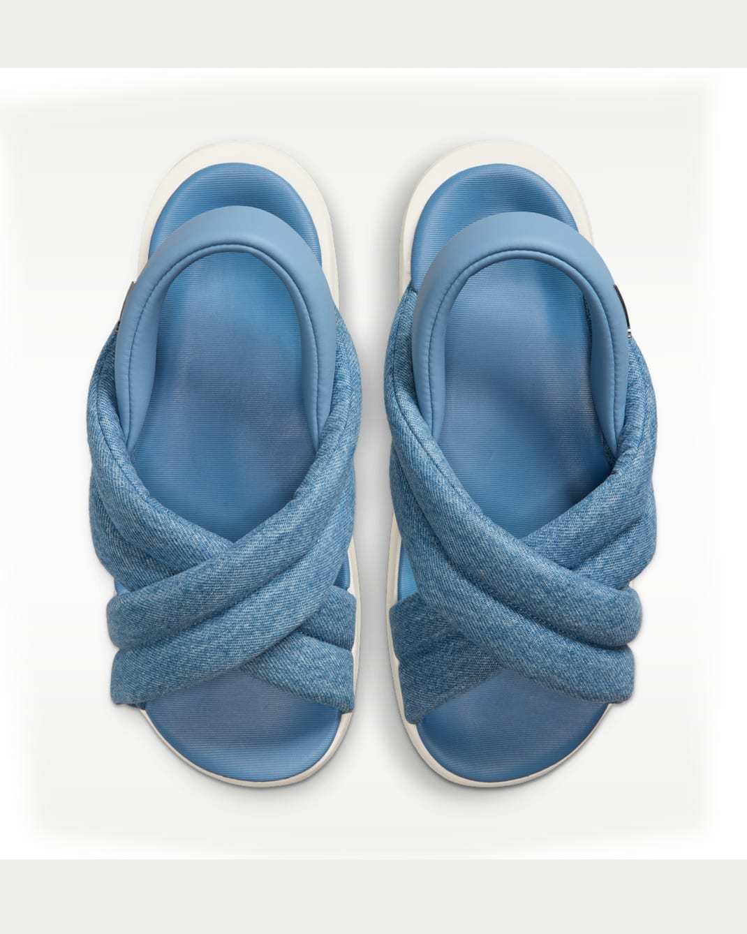 ナイキ エア マックス アイラ