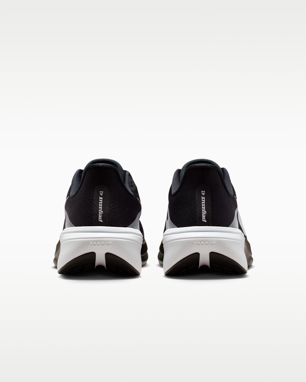 ナイキ ペガサス 42