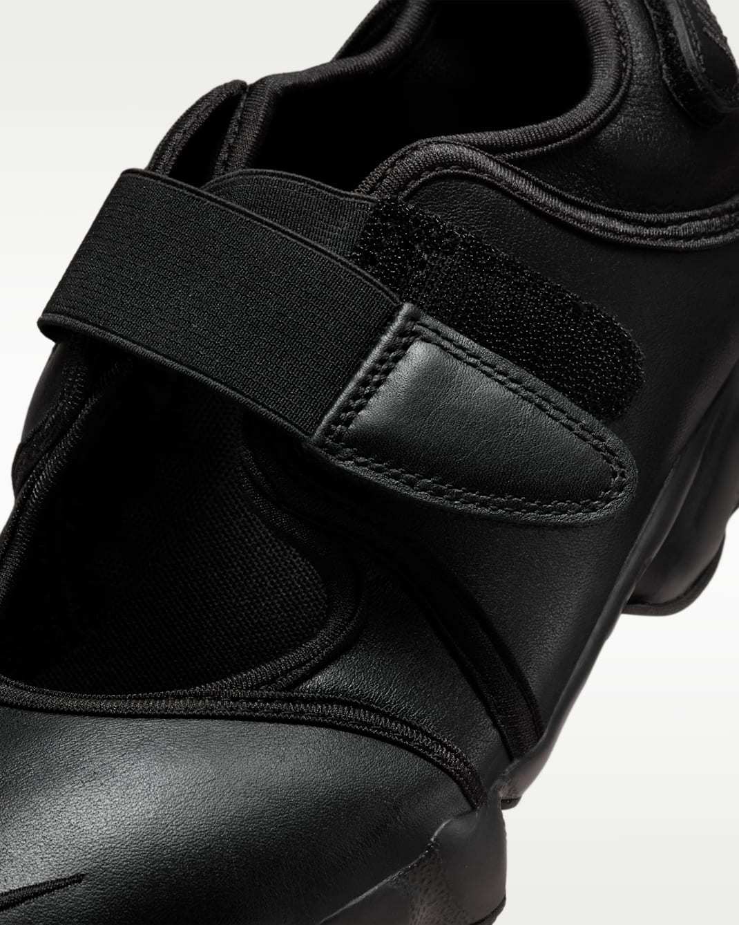 ナイキ エア リフト