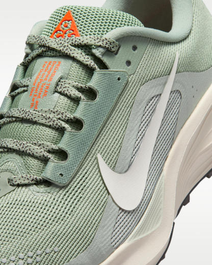 ナイキ ACG ペガサス トレイル