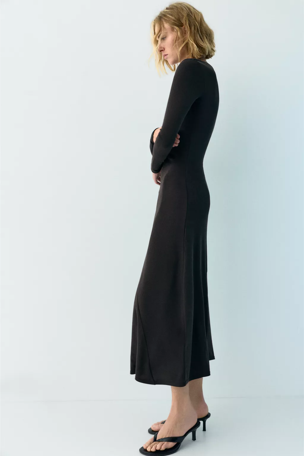 Vestito midi cupro fluido drappeggiato