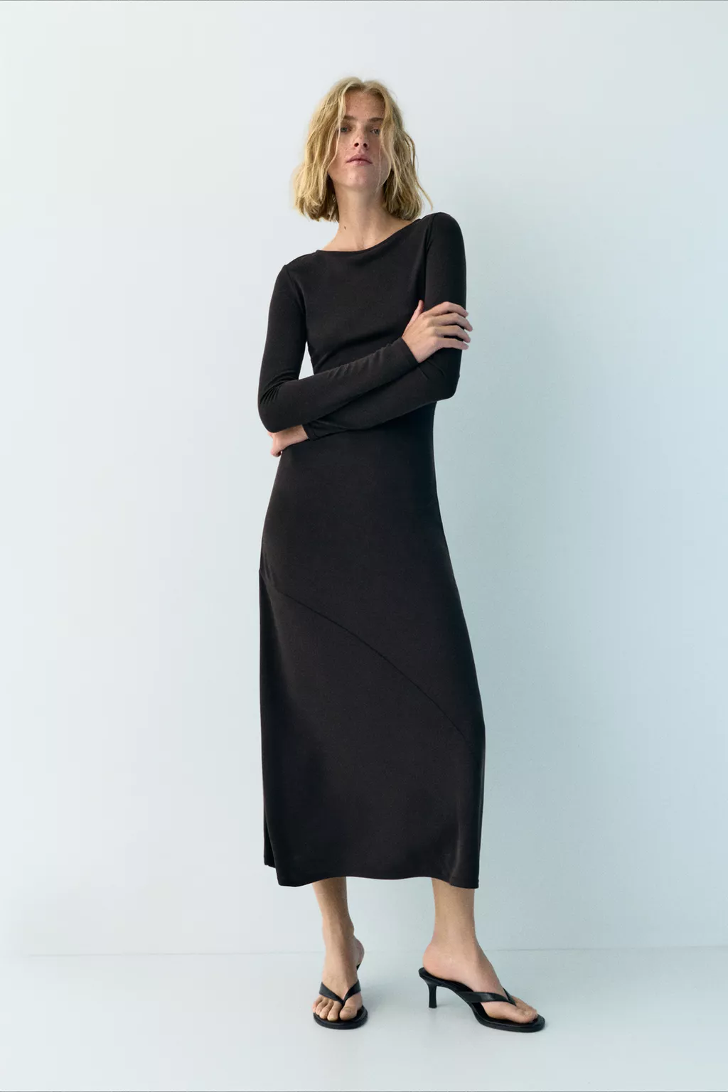 Vestito midi cupro fluido drappeggiato