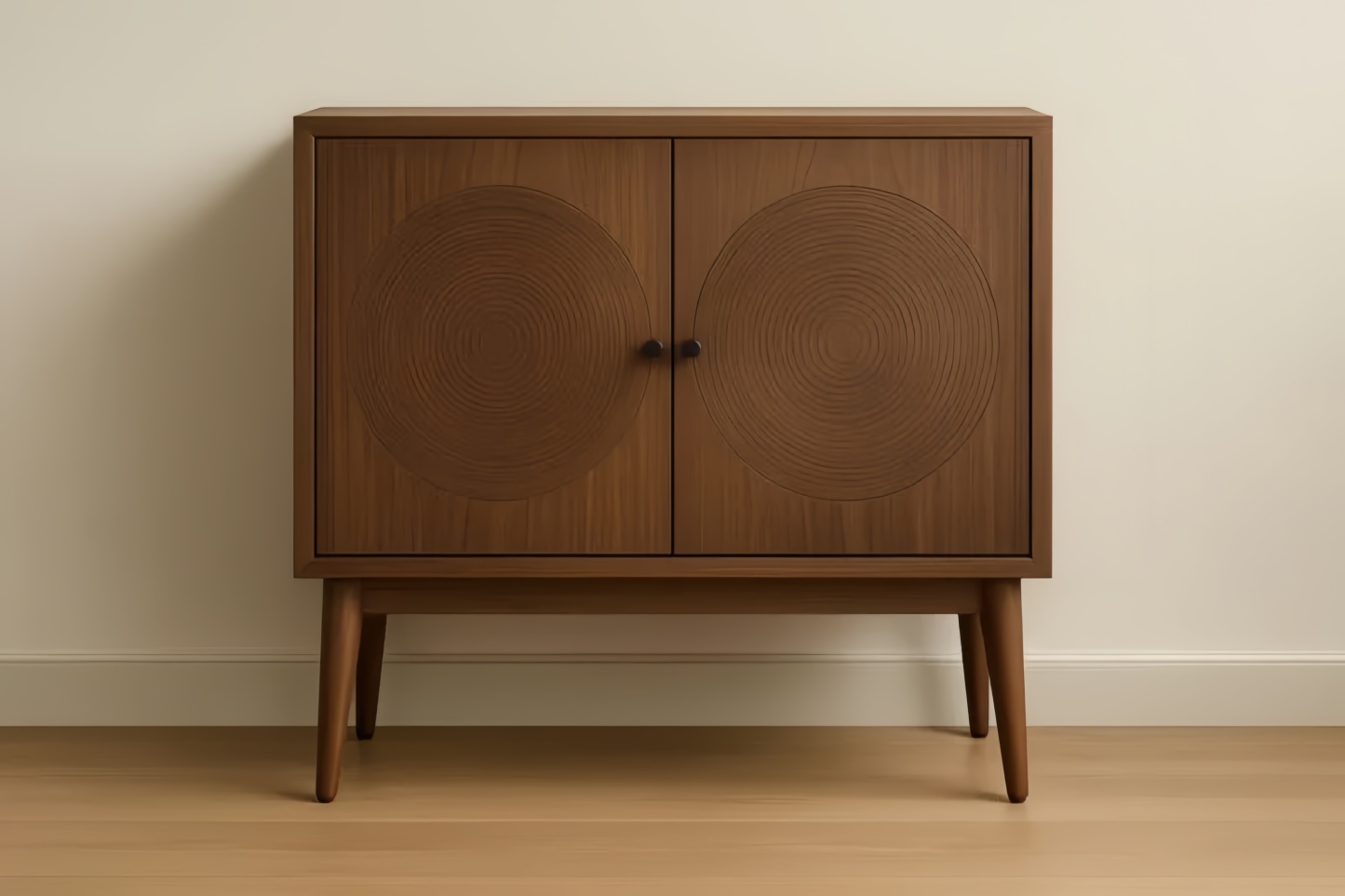 Credenza in Legno Noce con Ante Circolari