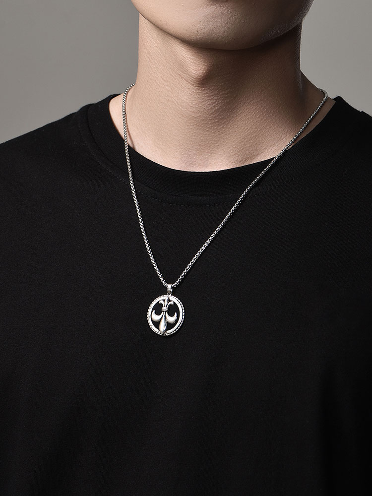 S925 Silver Fleur-de-Lis Clock Pendant Necklace