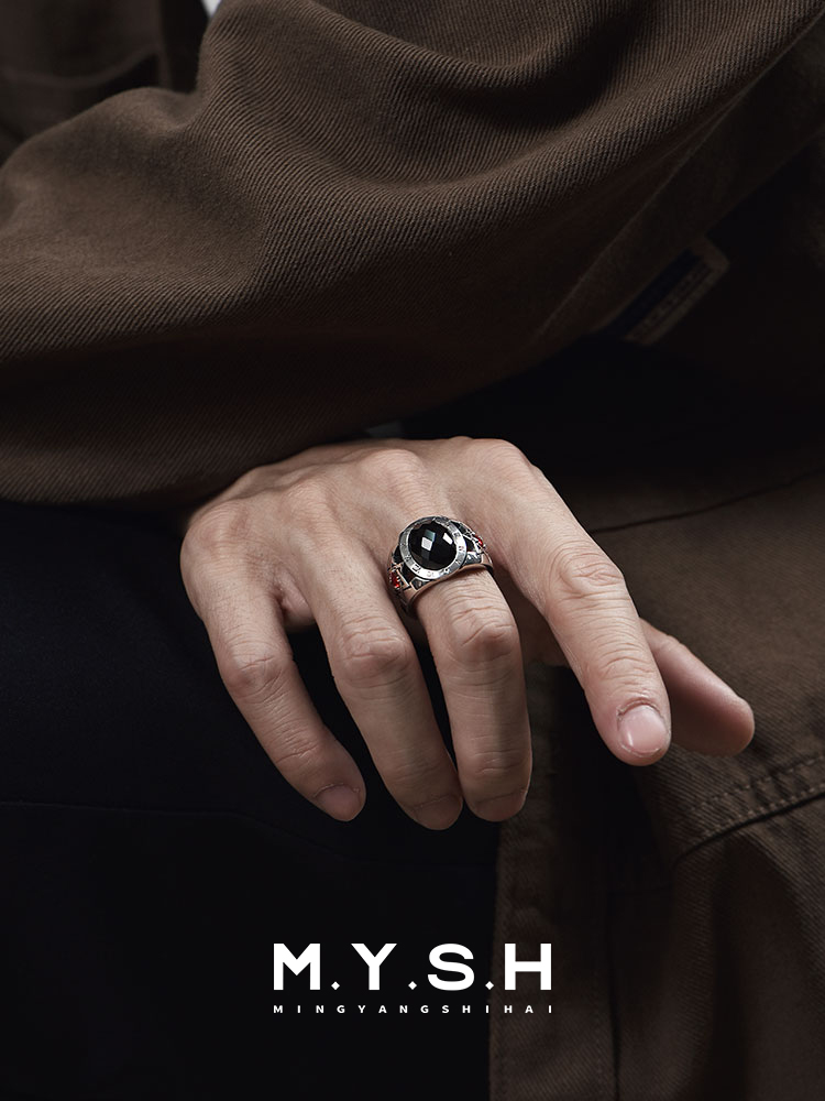 S925 Silver Roman Numeral Star of David Black Gem Ring