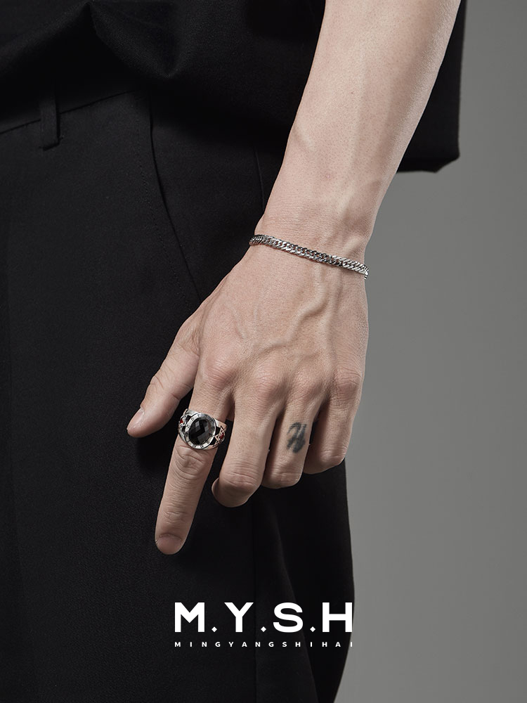 S925 Silver Roman Numeral Star of David Black Gem Ring