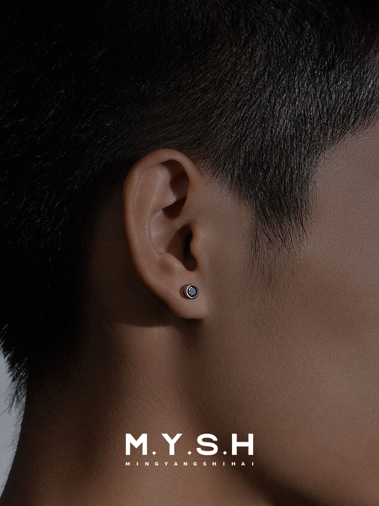 S925 Silver Black Gemstone Stud Earrings