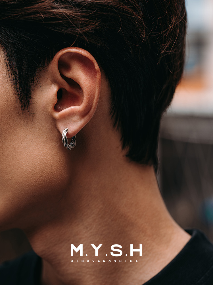 Sterling Silver Möbius Twist Hoop Earrings