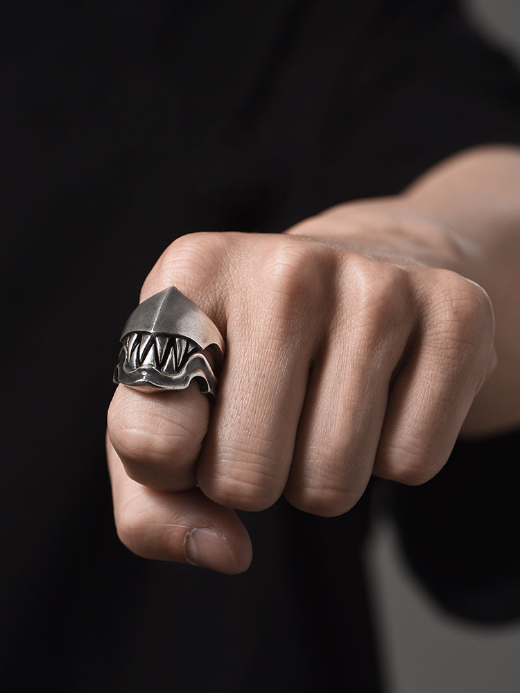S925 Silver Predator Helmet Fang Ring
