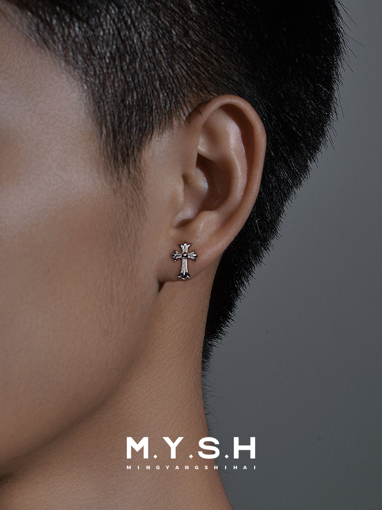 S925 Silver Gothic Cross Stud Earrings