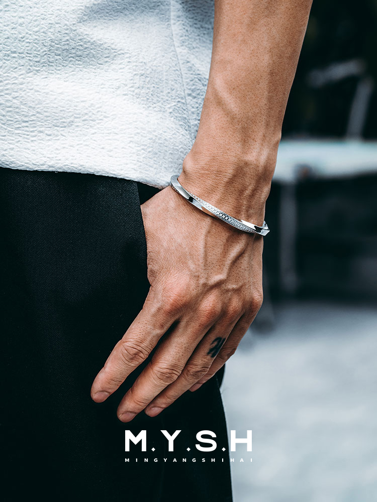 S925 Silver Möbius Twist Cuff Bracelet for Men
