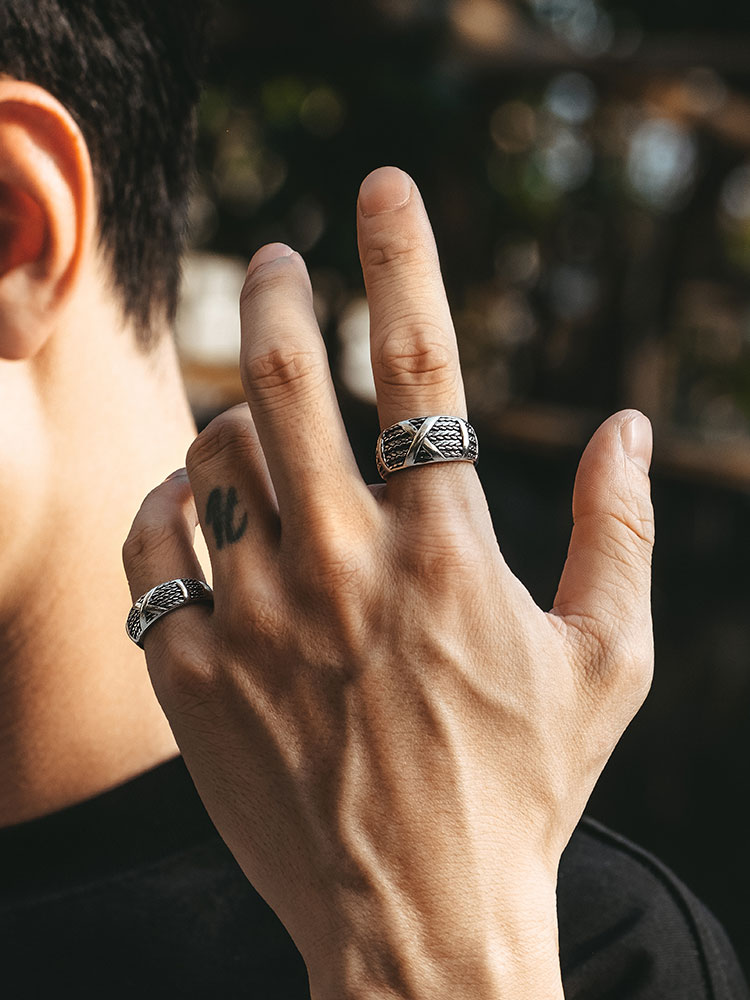 S925 Silver Wide Band Cross Texture Ring
