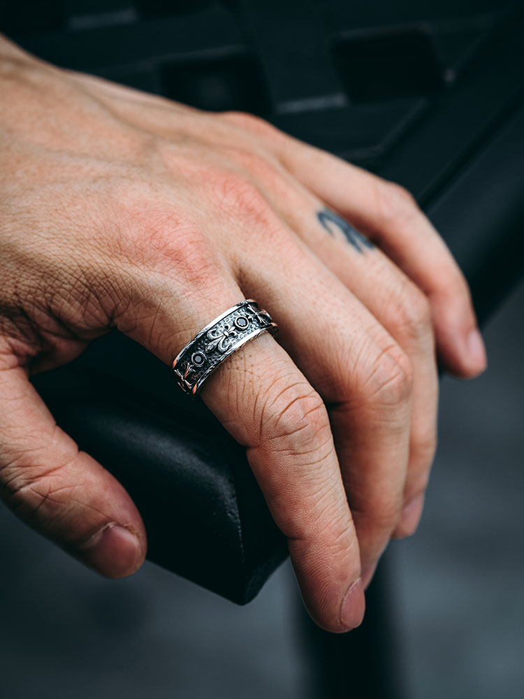 S925 Silver Fleur-de-Lis Black Onyx Wide Band Ring