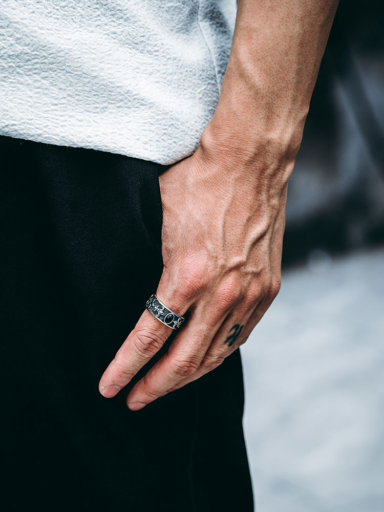 S925 Silver Black Onyx Fleur-de-Lis Wide Band Ring