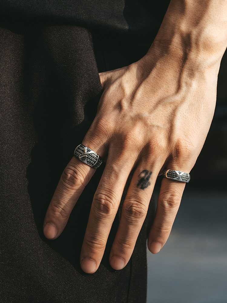 S925 Silver Wide Band Cross Texture Ring