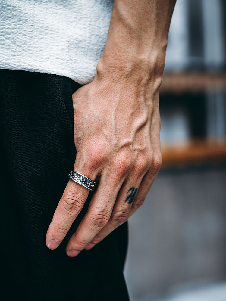 S925 Silver Fleur-de-Lis Black Onyx Wide Band Ring