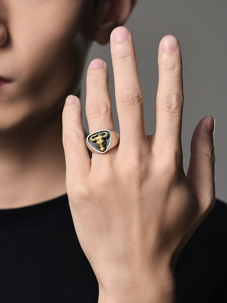 Custom S925 Silver 3D Bull Head Ring