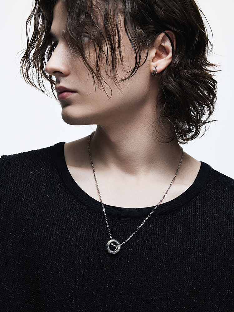 Sterling Silver Black Onyx Möbius Ring Pendant Necklace