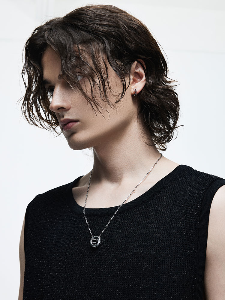 Sterling Silver Black Onyx Möbius Ring Pendant Necklace