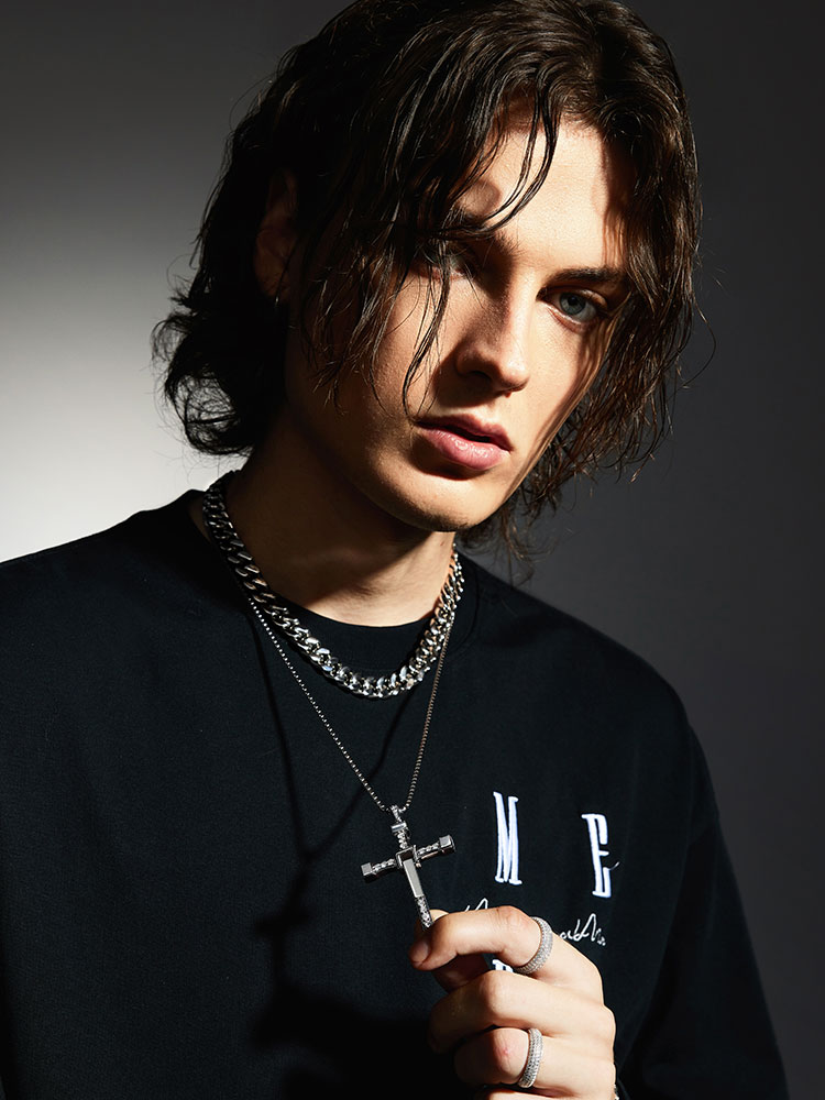 Sterling Silver Diamond Cross Pendant Necklace