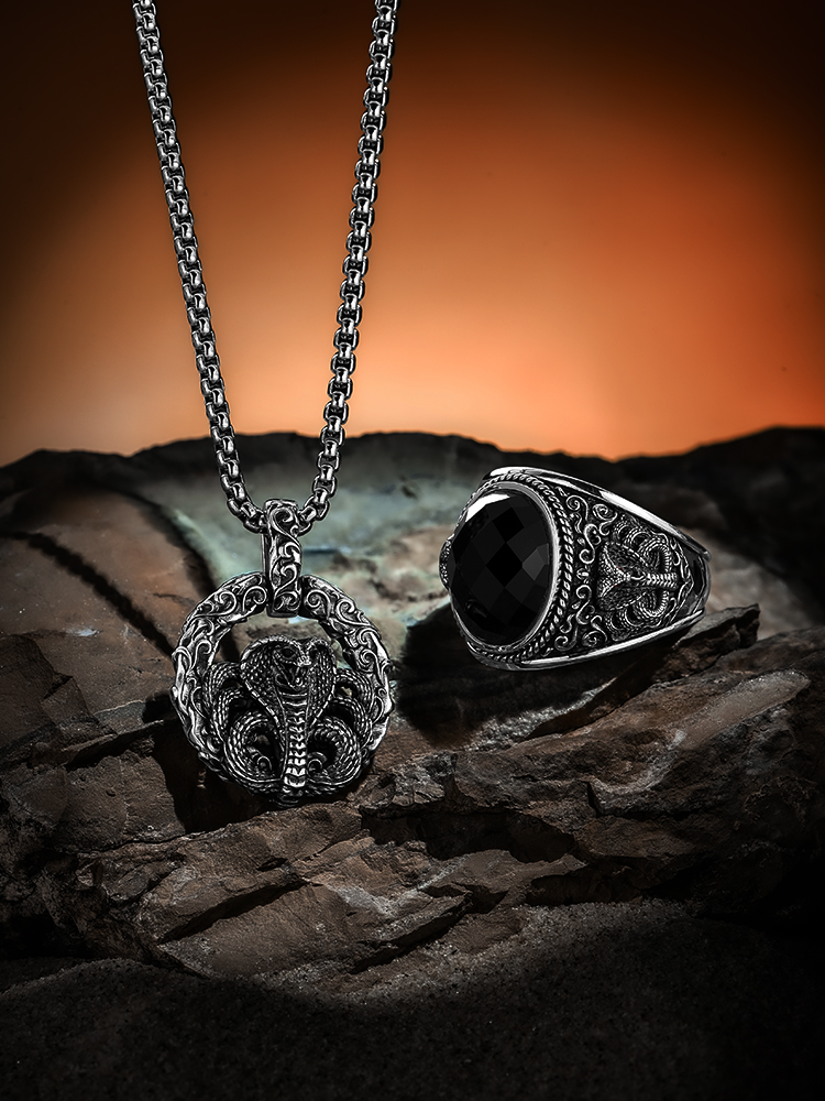 S925 Silver 3D Serpent King Black Onyx Statement Ring