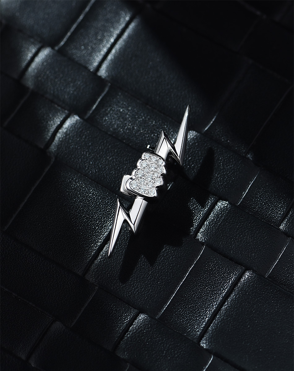 Lightning Thorn Brooch