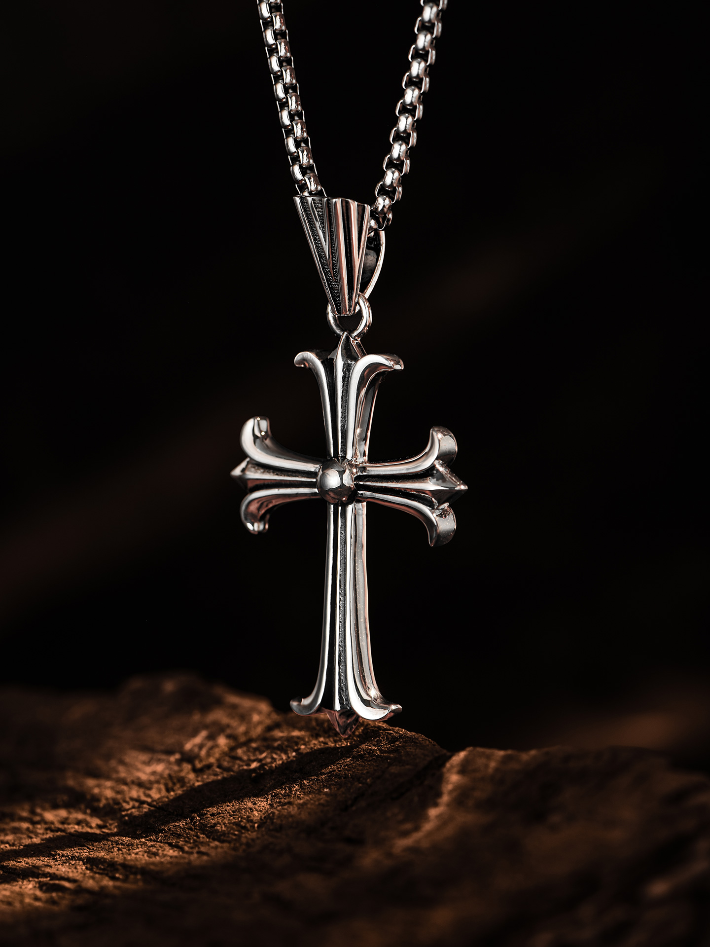 S925 Silver Fleur-de-Lis Gothic Cross Pendant Necklace