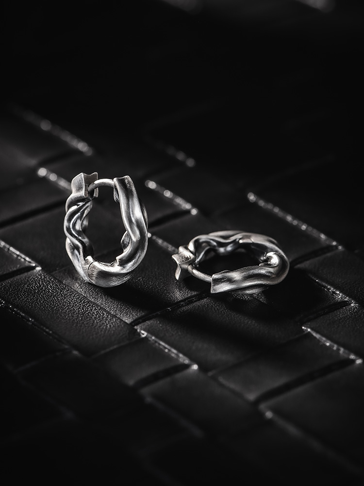 Sterling Silver Möbius Twist Hoop Earrings