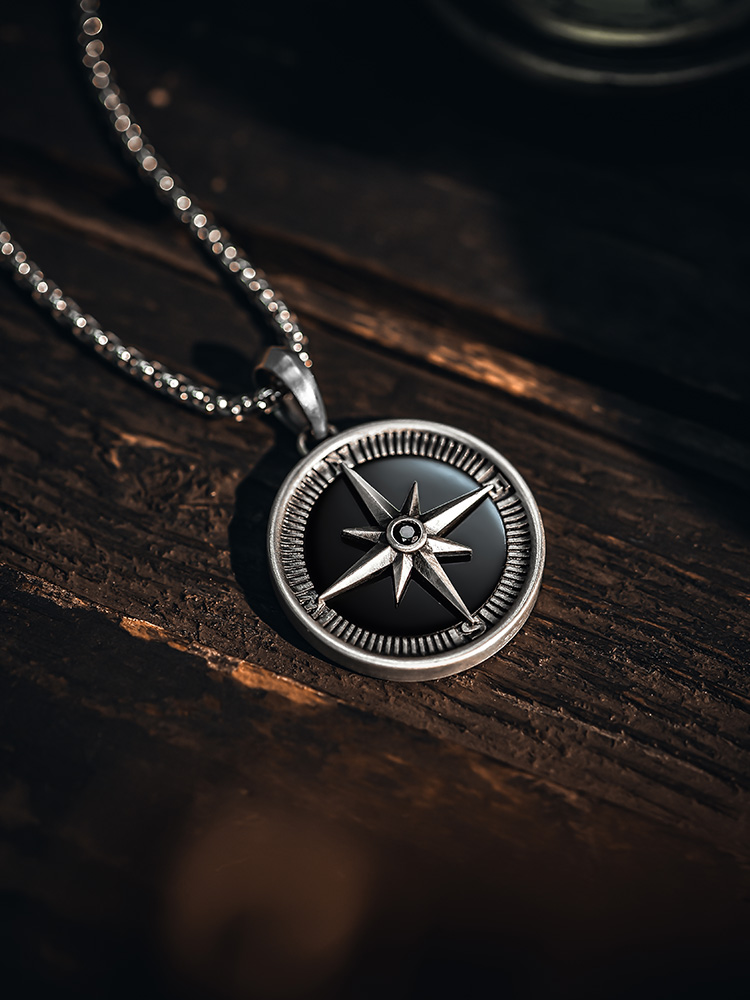 S925 Silver Black Onyx Compass Pendant Necklace