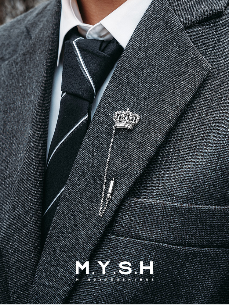 S925 Silver Crowned Chain Lapel Pin