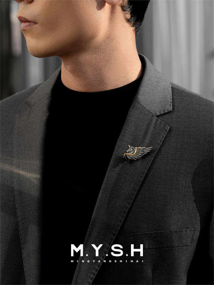 S925 Silver Vintage Unicorn Winged Brooch