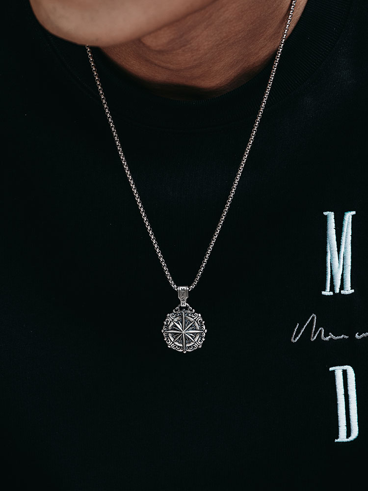 S925 Silver Vintage Compass Pendant Necklace