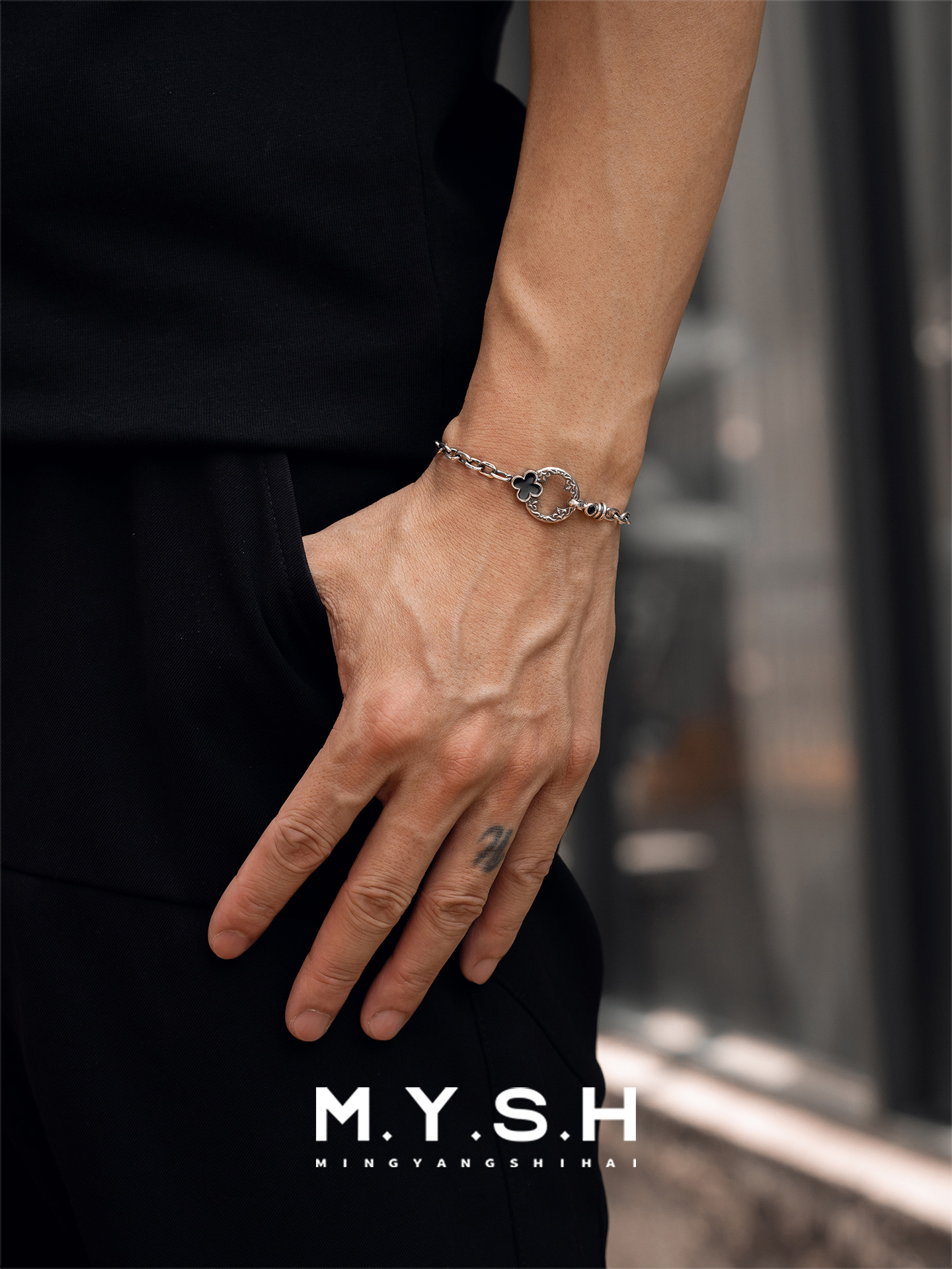 S925 Silver Four-Leaf Clover Circle Bracelet for Men