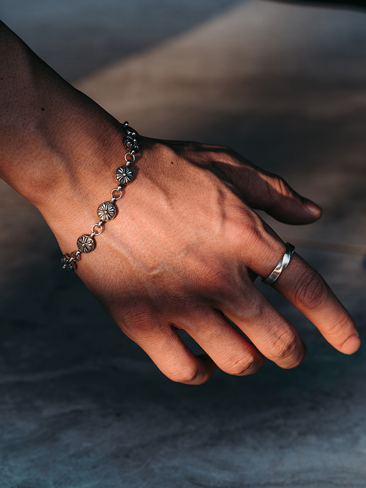 Sterling Silver Möbius Twist Ring