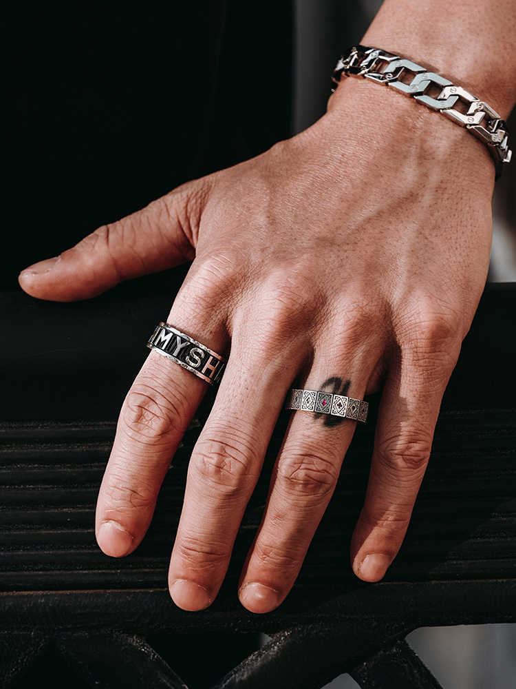 S925 Silver Vintage Black & Red Gem Wide Band Ring