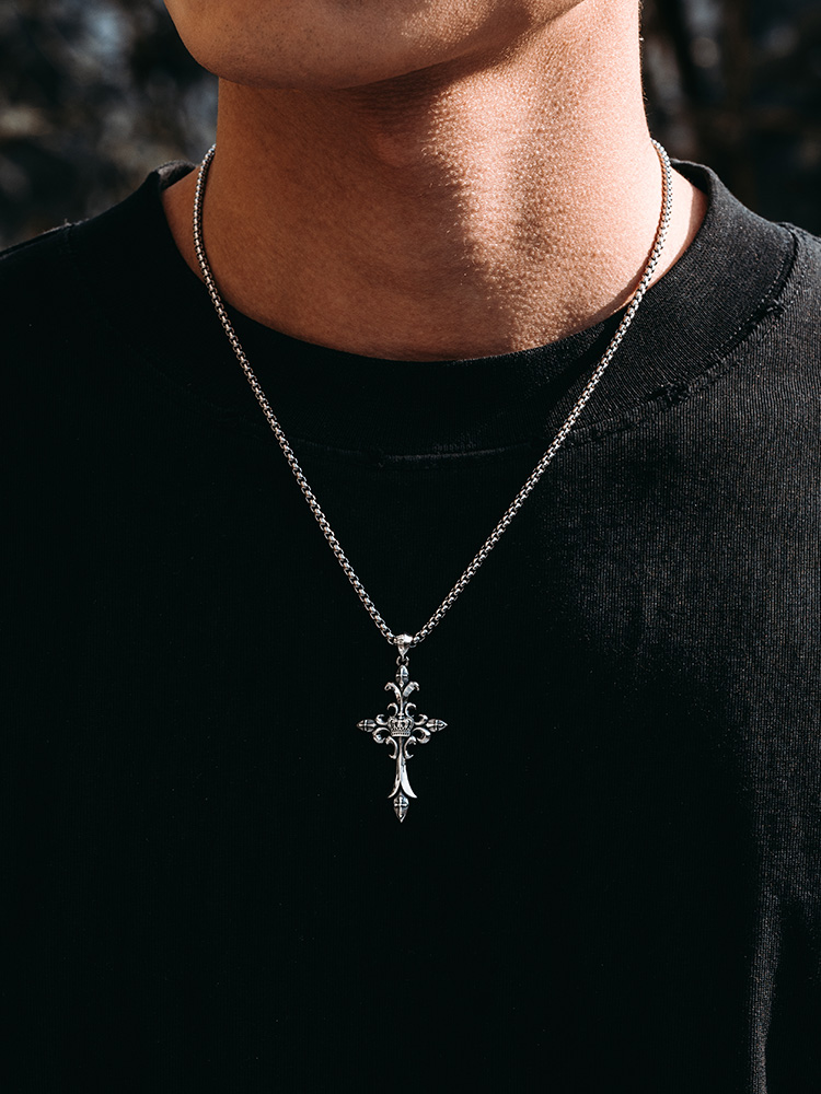 S925 Silver Crowned Cross Pendant Necklace