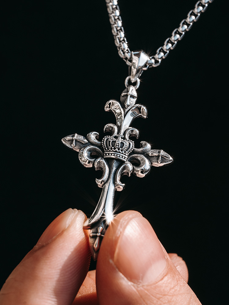 S925 Silver Crowned Cross Pendant Necklace