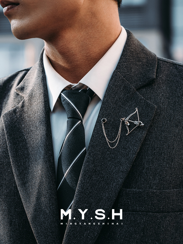 S925 Silver Ornate Bow & Arrow Lapel Pin