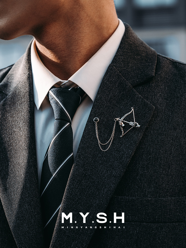 S925 Silver Ornate Bow & Arrow Lapel Pin