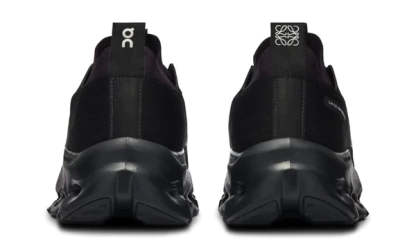 Collab' x Cloudtilt 'Black'