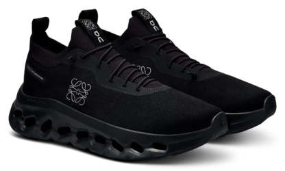 Collab' x Cloudtilt 'Black'