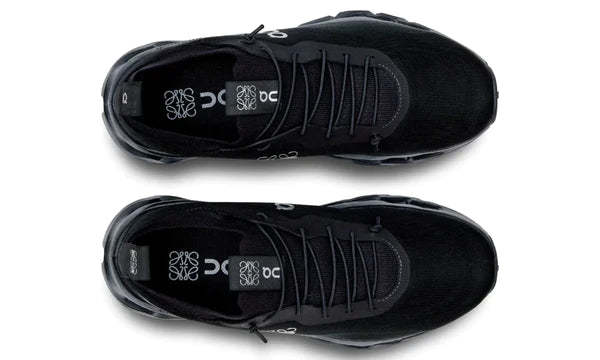 Collab' x Cloudtilt 'Black'