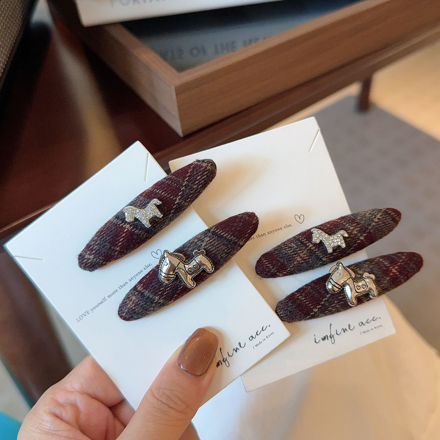 R-Vintage Plaid Hair Clips Set - Wool Fabric Barrettes with Silver Horse Charm Accents