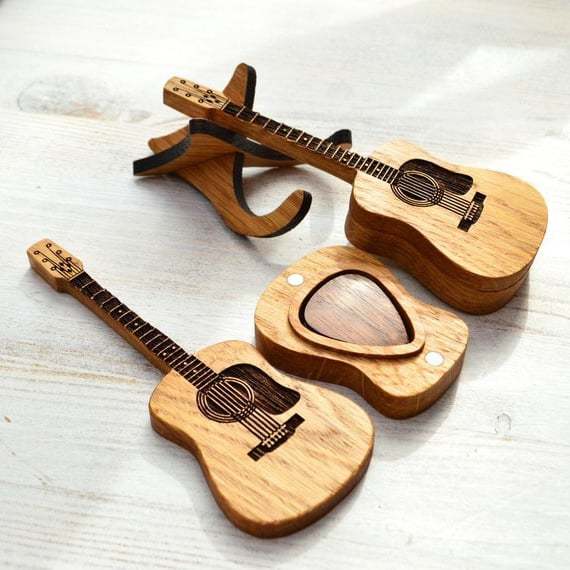 🔥Last Day 49% OFF🎁Wooden Acoustic Guitar Pick Box🎸