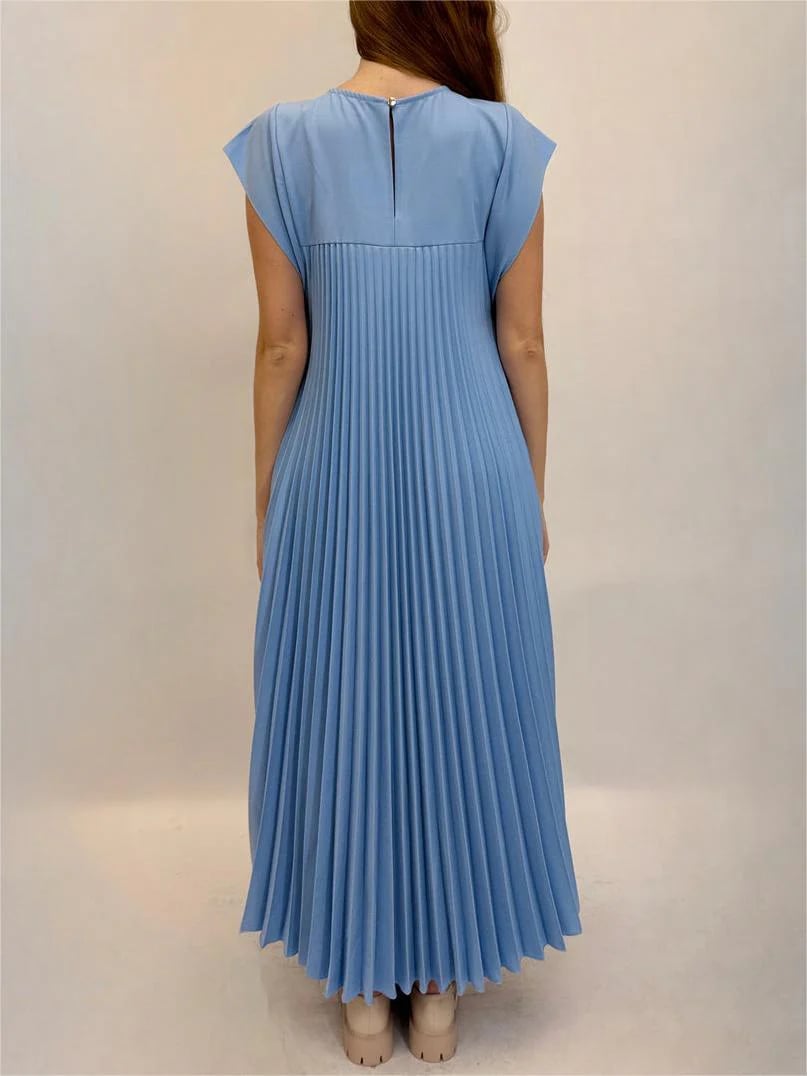 🎉Sleeveless Pleated Simple Solid Color Dress