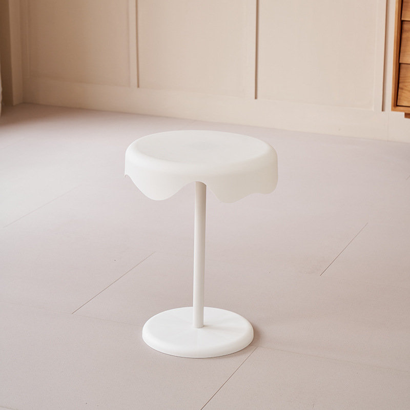 Compact Movable Tea Table Bedside Table Sofa Side Table