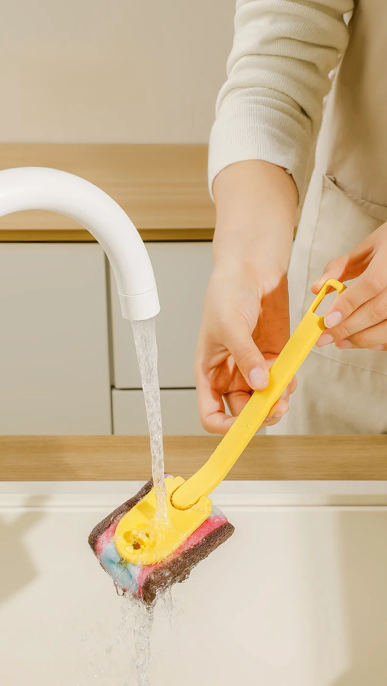 Dishwashing brush suitable for all types of dishes