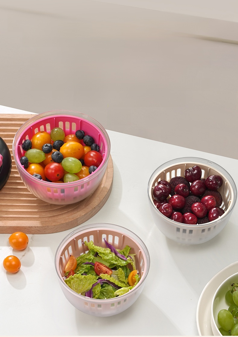 Easy-to-use fruit and vegetable drainer